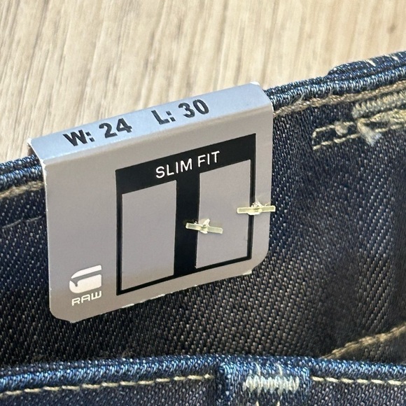 New with tags G-STAR RAW Lynn skinny jeans. 24X30 with 7” rise. Stretch - Picture 4 of 14
